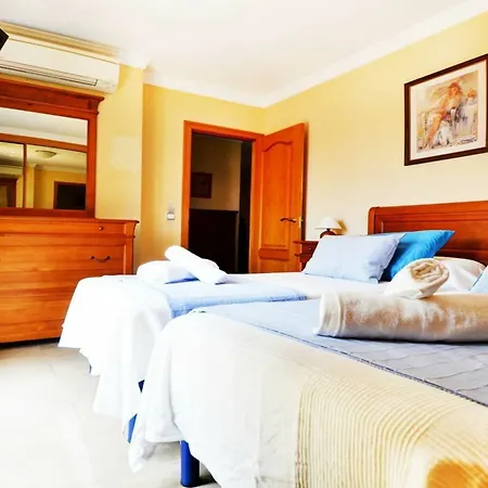 Villa 104515 - In *
